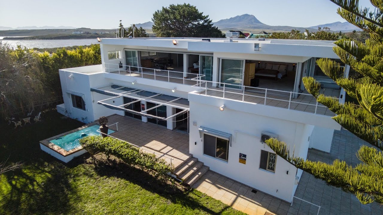 4 Bedroom Home For Sale | Fisherhaven