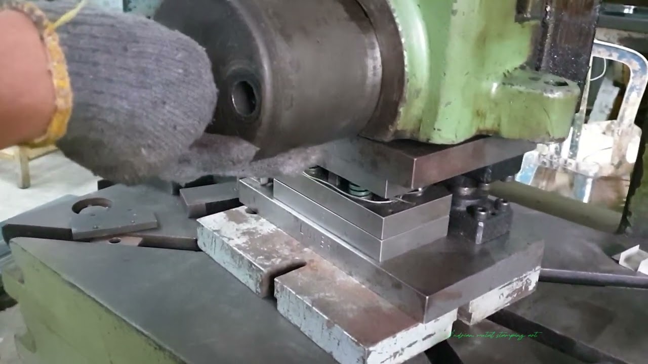 Install sheet metal punch die on press machine
