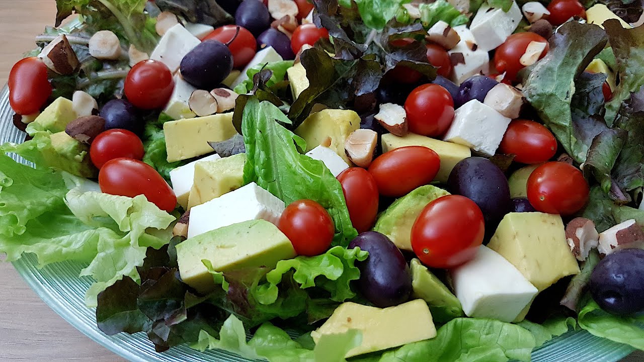 Salada de Alface Com Abacate / Surpreenda a todos #salada #verde #abacate