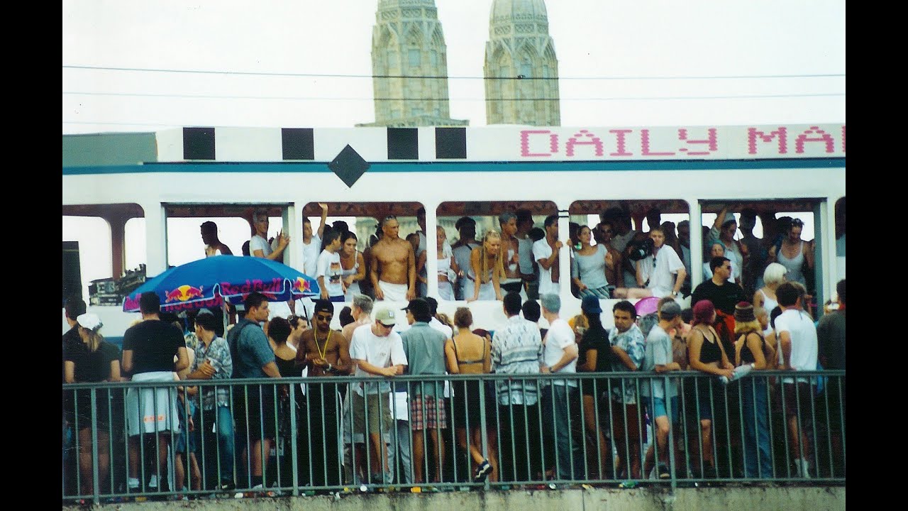 STREET PARADE 1999 Zürich Switzerland