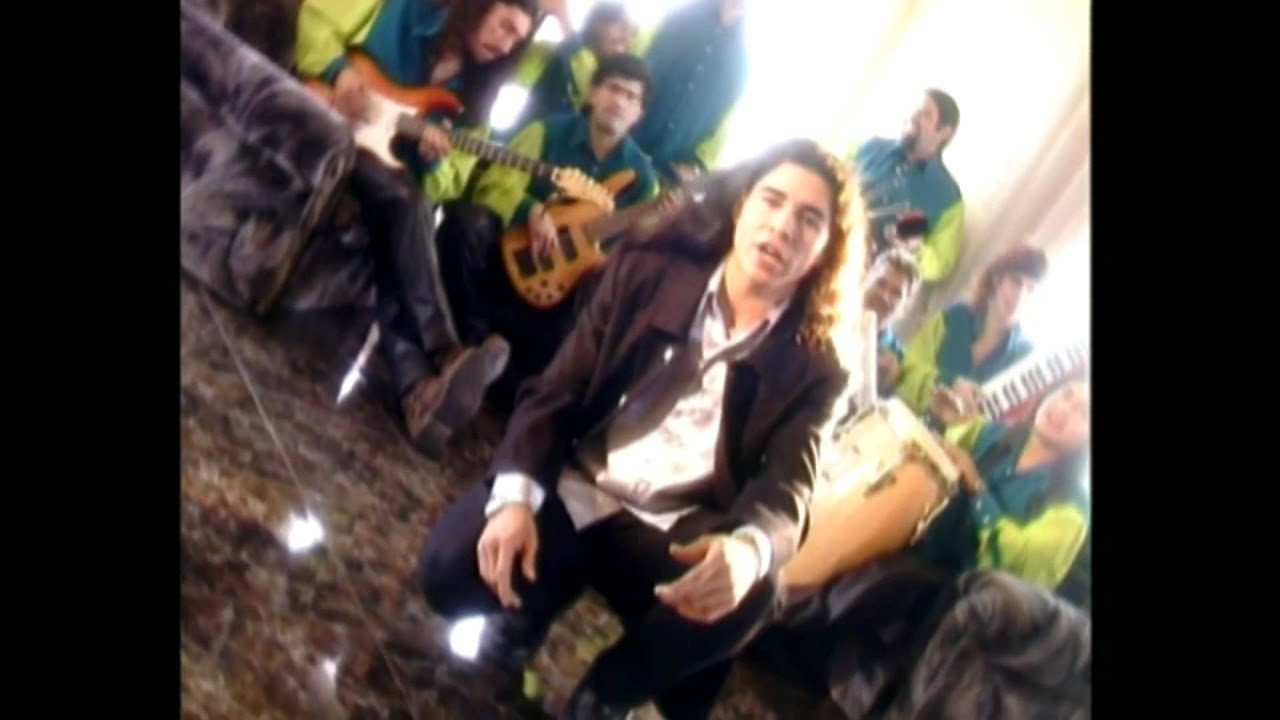 La Cumbia - Regresa Amor