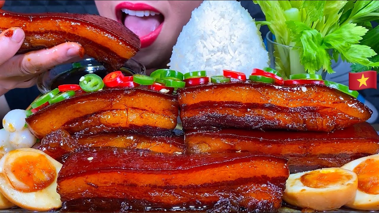 ASMR SPICY BRAISED PORK BELLY, EGGS, CHILI, CELERY, RICE MUKBANG MASSIVE Eating Sounds