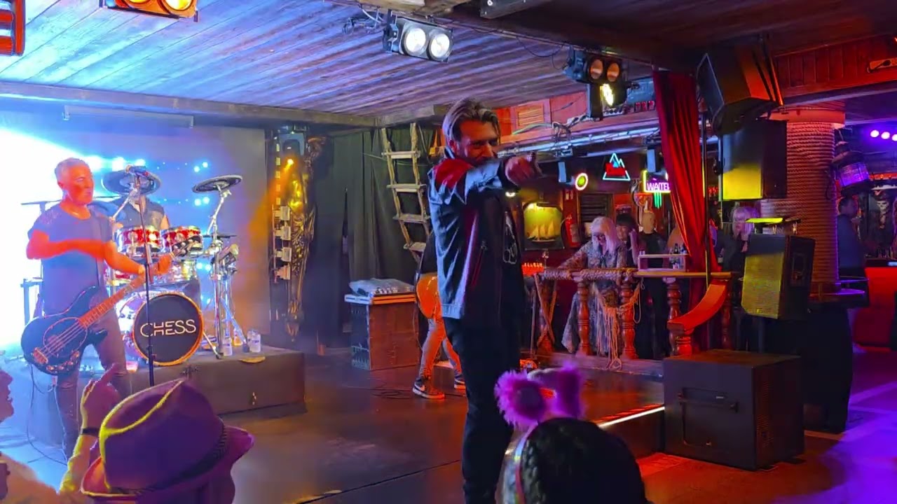 Queen Forever Benidorm, Radio Ga Ga 