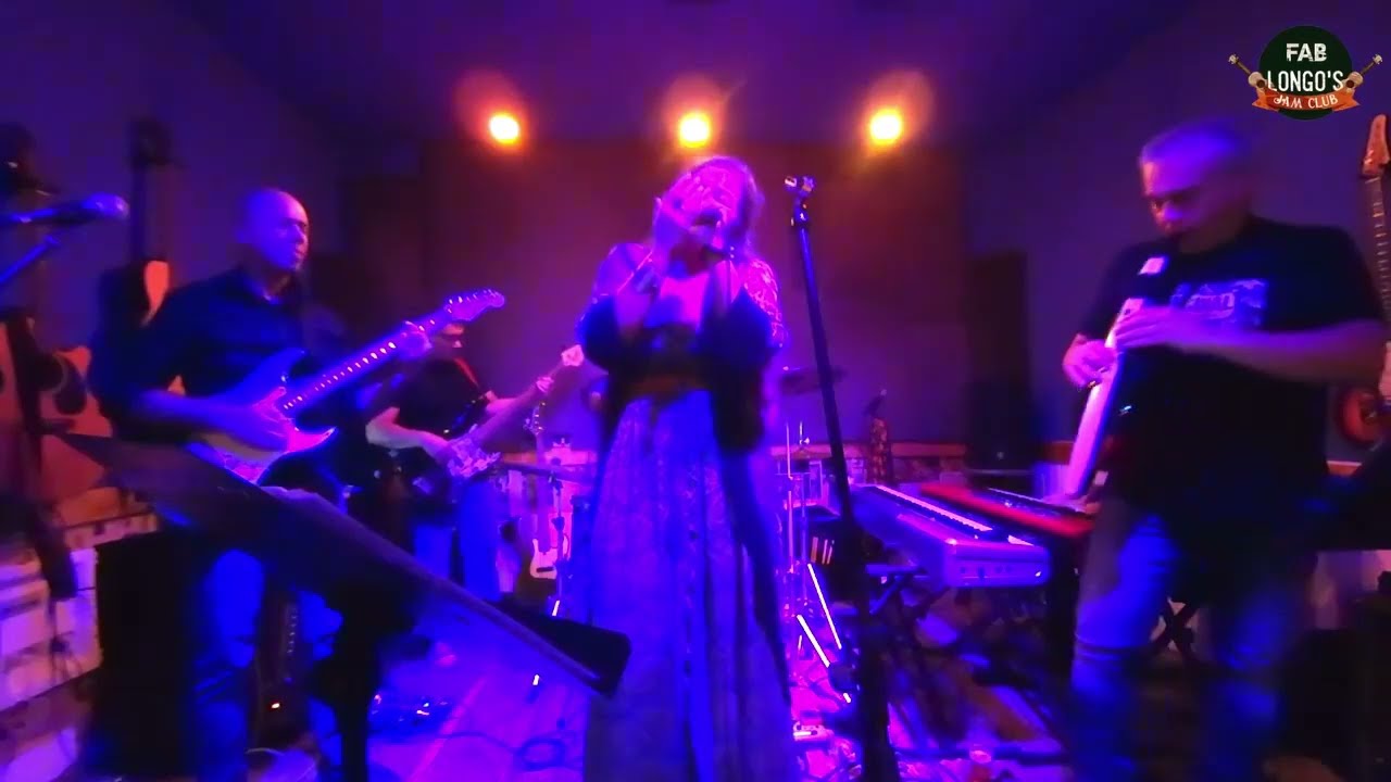 SOUL POWER - (You Make Me Feel Like) A Natural Woman 😍 - Aretha Franklin