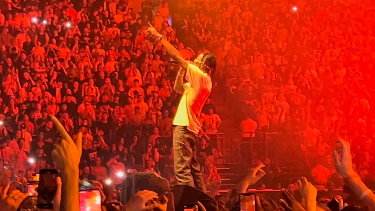 Travis Scott - Antidote (LIVE at THE O2 Arena London) 4k 60fps