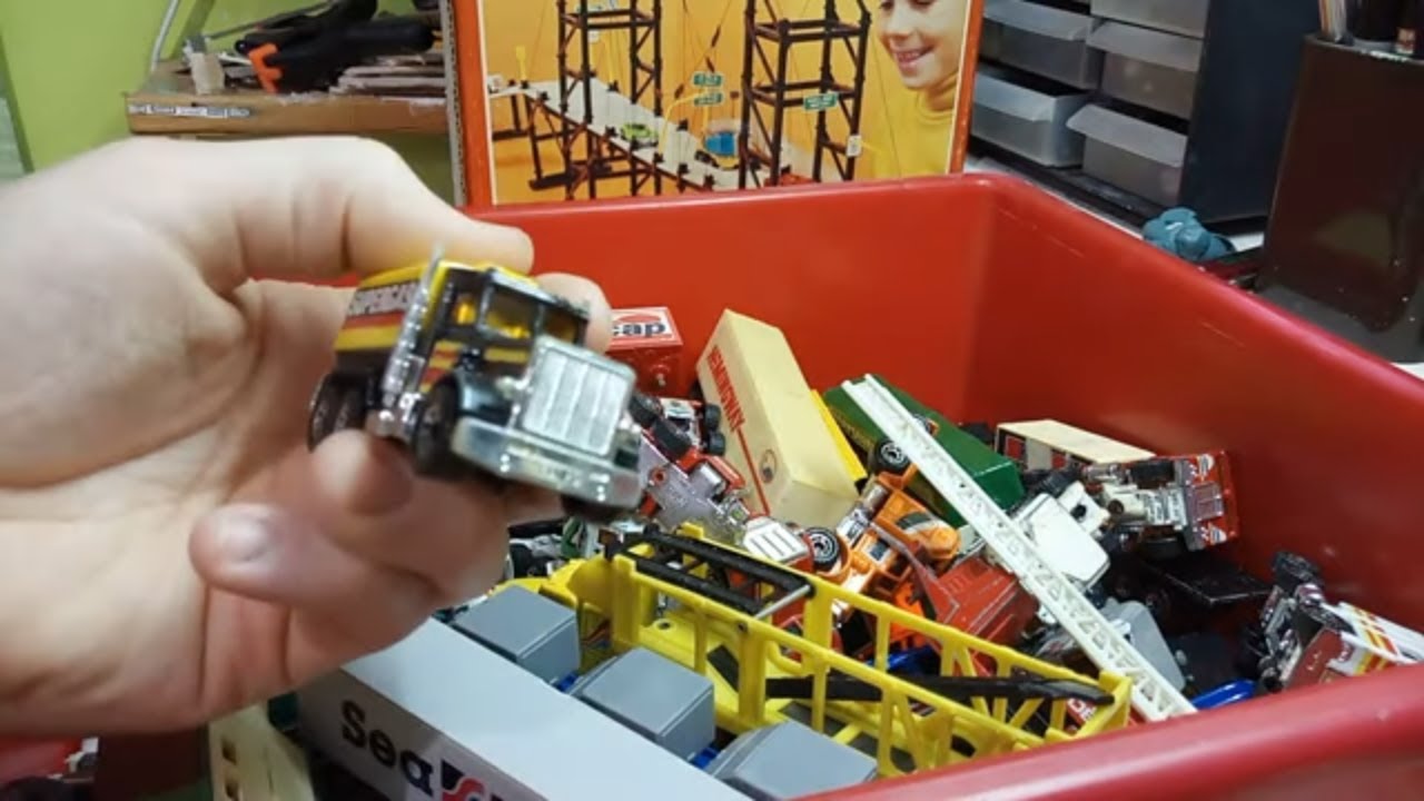 Barn finds! Matchbox Convoys and cool bridge! (ep17)