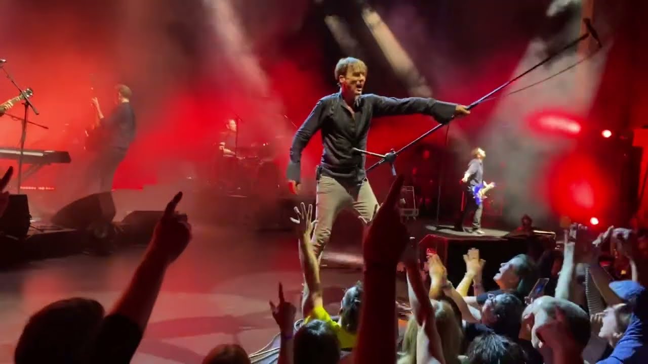 Suede: Beautiful Ones, Live at The Auditorium Theatre, Chicago, 11/16/2022 @SuedeHQ