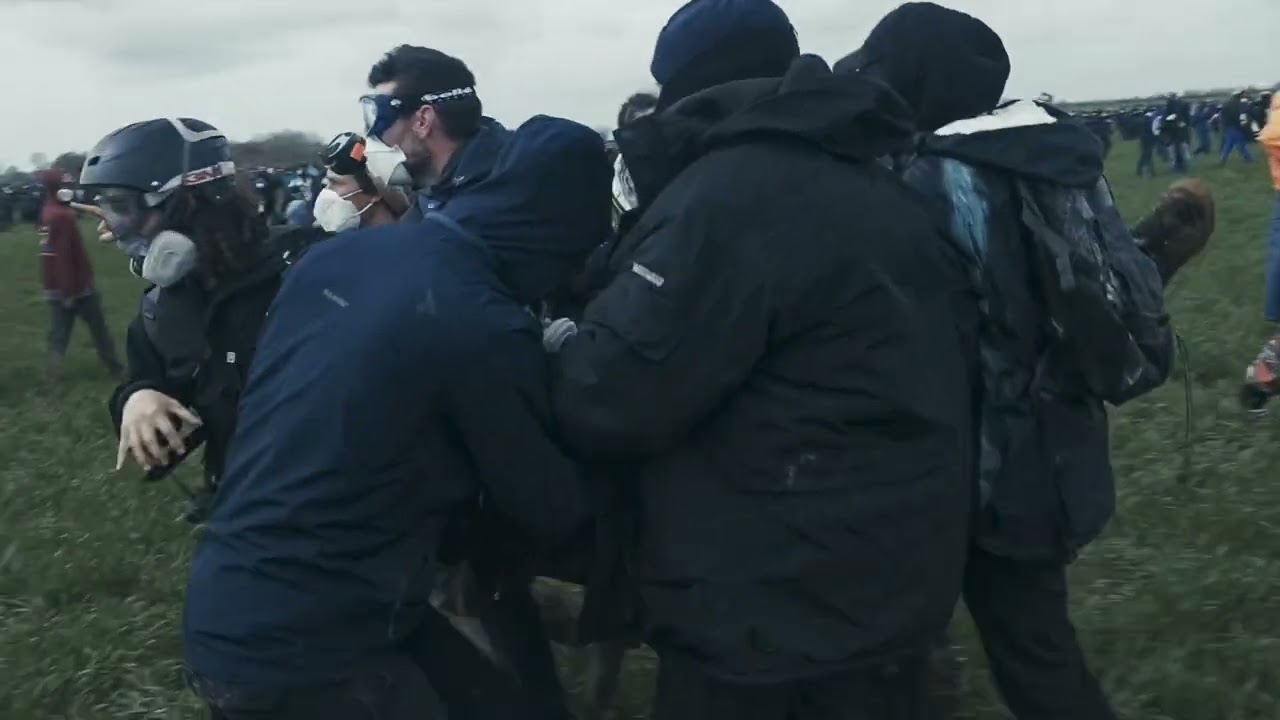 MONDE AGRICOLE LA FRACTURE DE LEAU   INTRO   VF