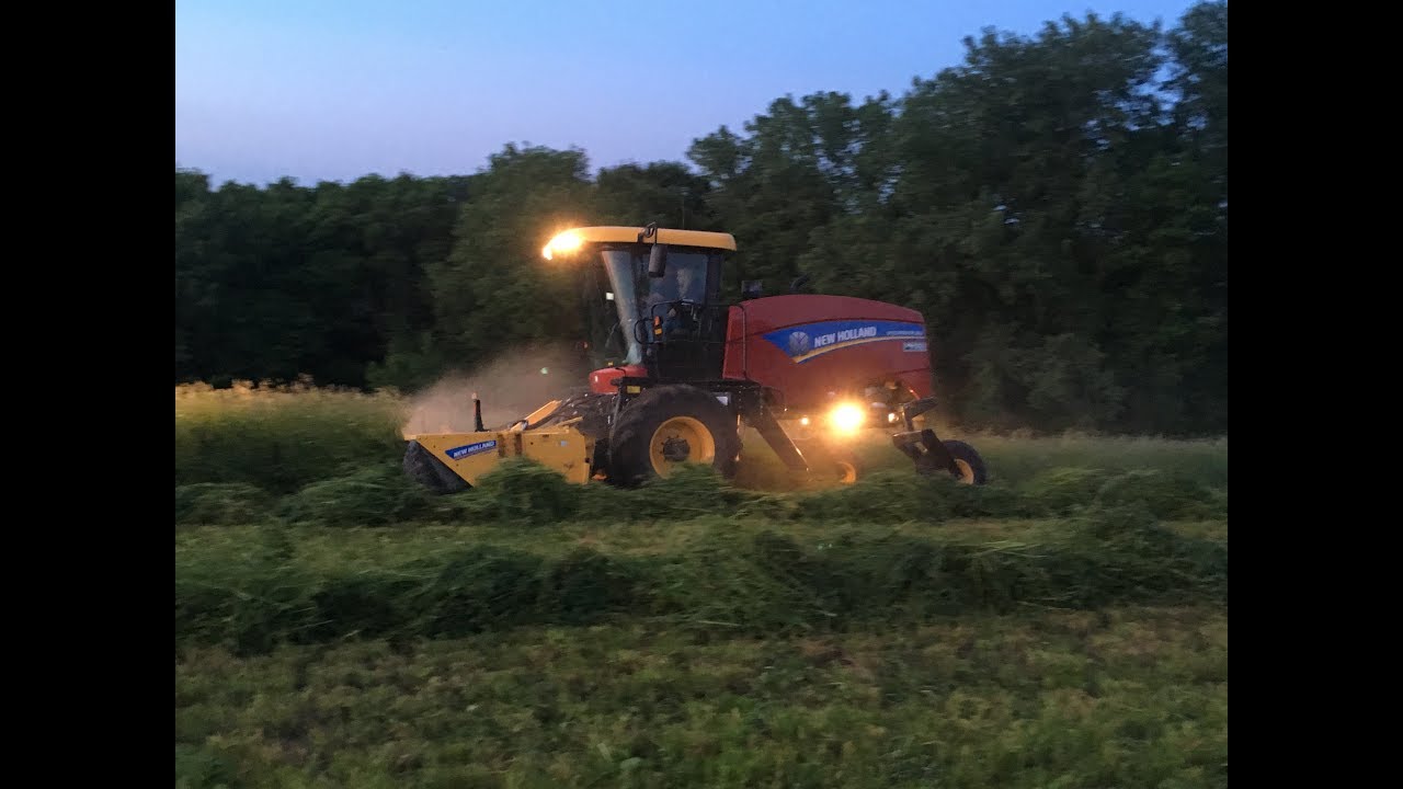 New Holland Speedrower 260