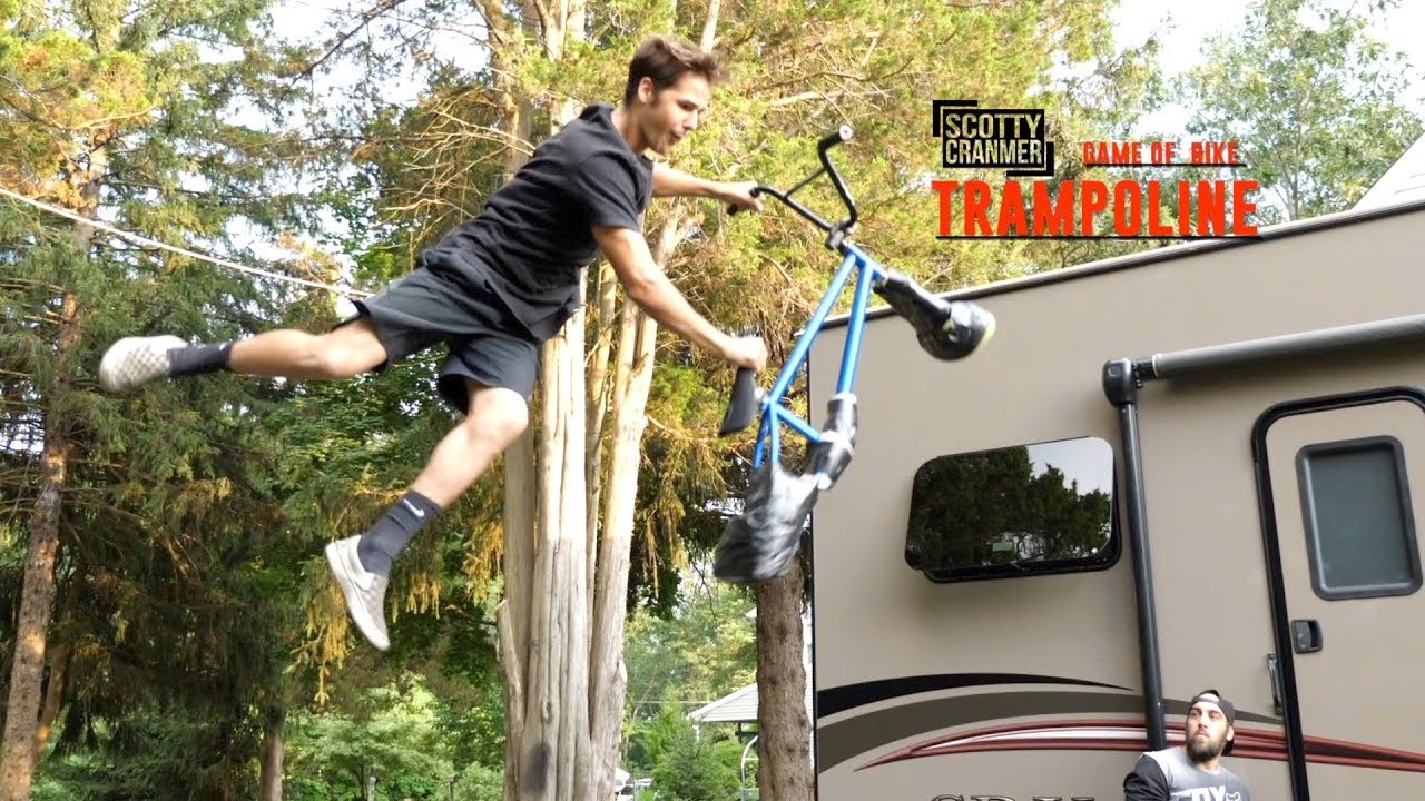 TRAMPOLINE GAME OF BIKE!