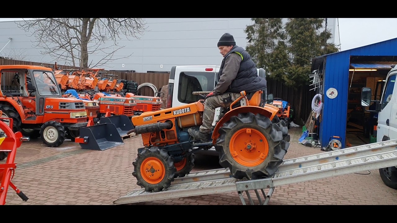 Traktorek Ogrodniczy Kubota B7001. www.sklep.akant-ogrody.pl