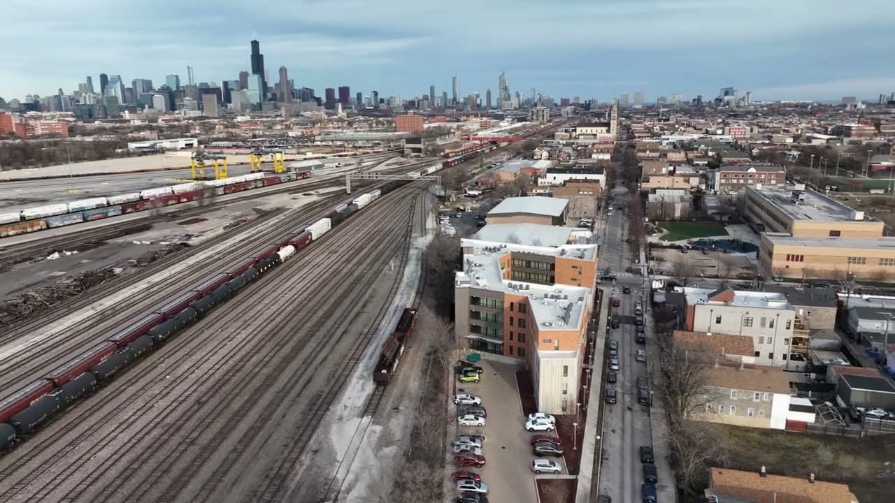 Drone 360 Above Chicago&rsquo;s Union Pacific Global 1 Intermodal Terminal Rail Yard