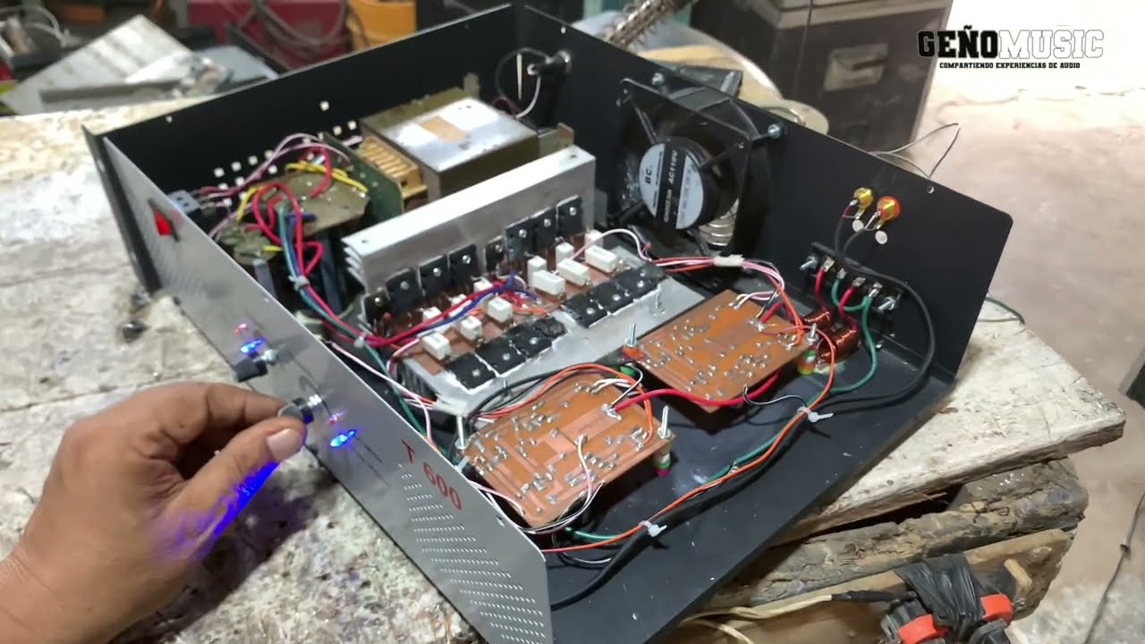 AMPLIFICADOR CASERO DE 12 TRANSISTORES CON TRANSFORMADOR DE  SONY GENEZI 😱