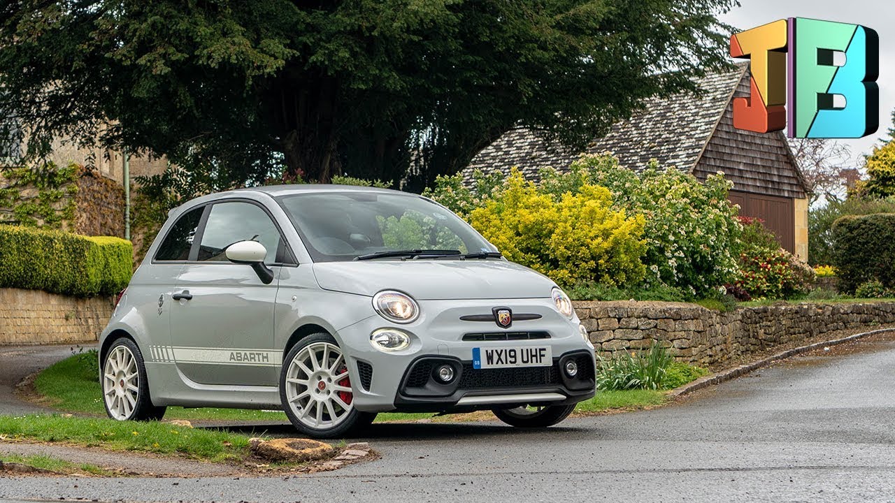 2019 Abarth 595 Essesse - FIRST IMPRESSIONS & REVIEW!