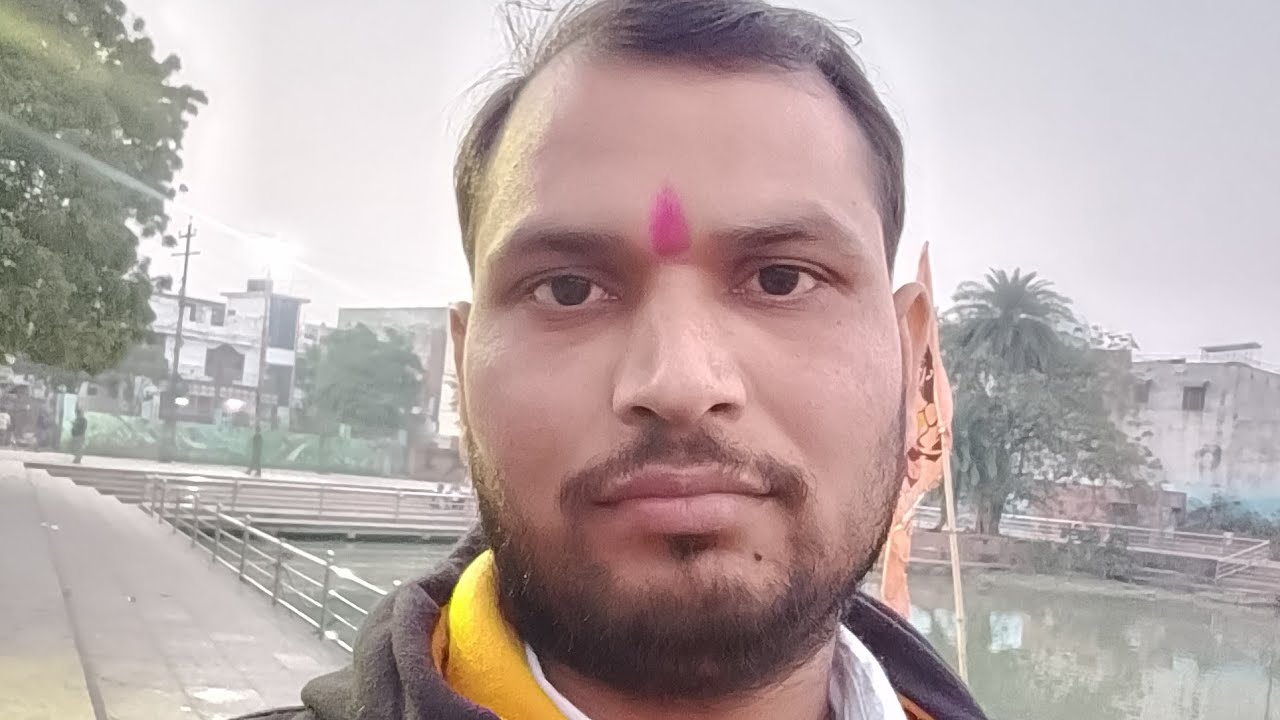 Jay bhole Shankar hello dost meri life mein aap sabhi ka swagat