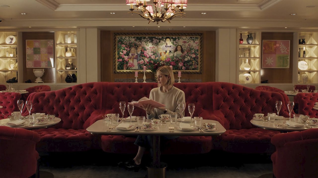 Kelly Rutherford at Saint James