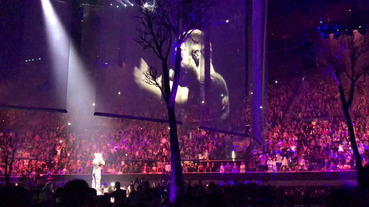 Mirrors Live Justin Timberlake @ The Forum