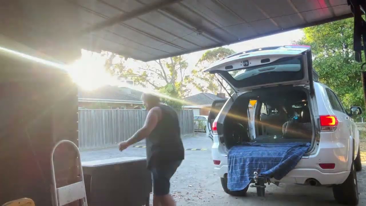 Post Weighbridge - Unloading the car and loading deliveries