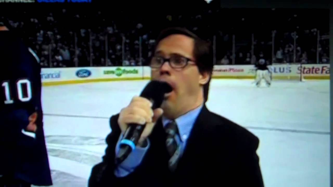 Joey Moss sings O Canada