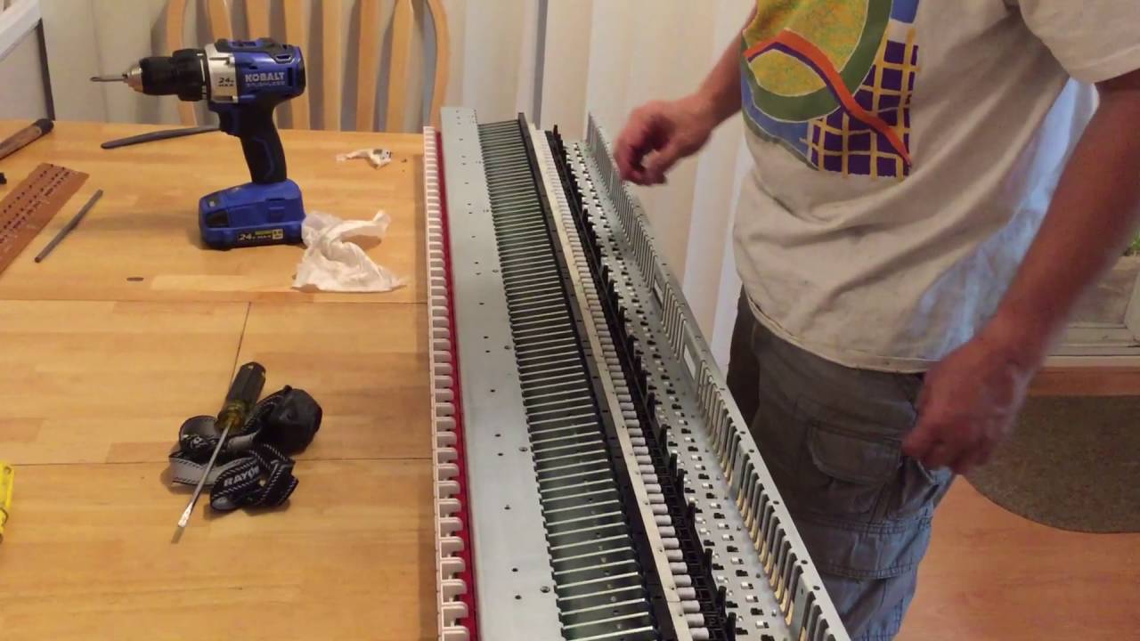 How to Fix Sticky Keys on a Williams Symphony Electric Piano