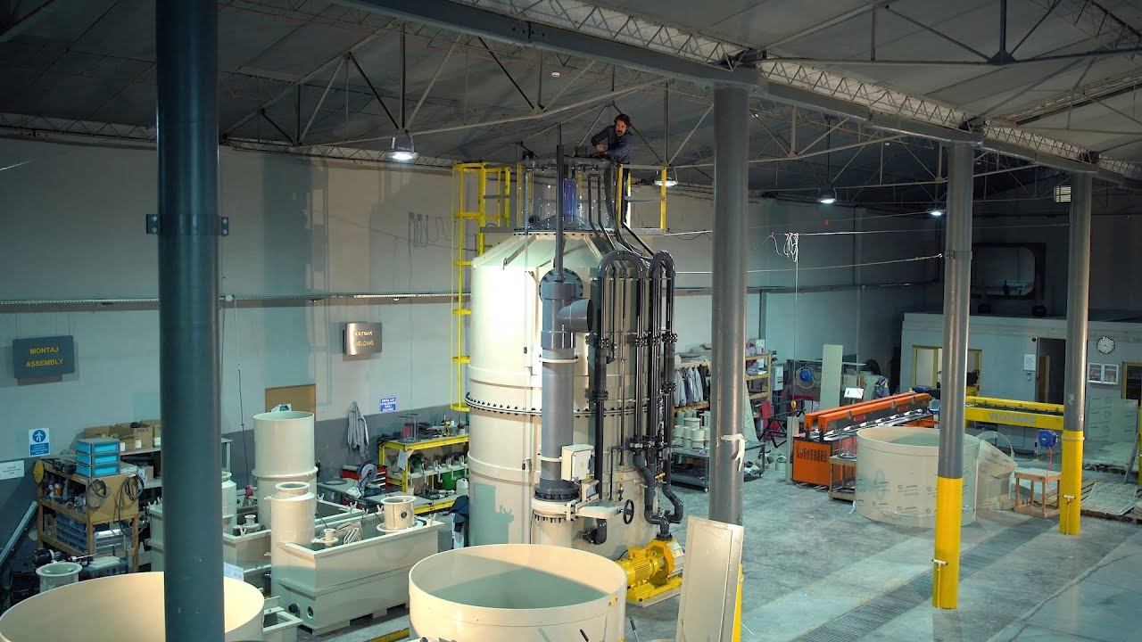 How does a Large Protein Skimmer / Foam Fractionator work?