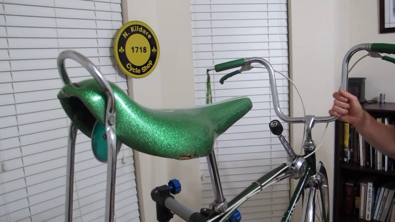 1972 Schwinn Disc Brake five speed stik-shift 24&rdquo; banana seat Muscle bike