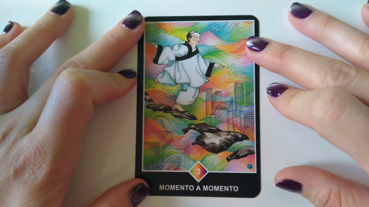Tarot Osho Zen. Dos de Arco Iris. PALO DE LO FÍSICO. MOMENTO A MOMENTO.
