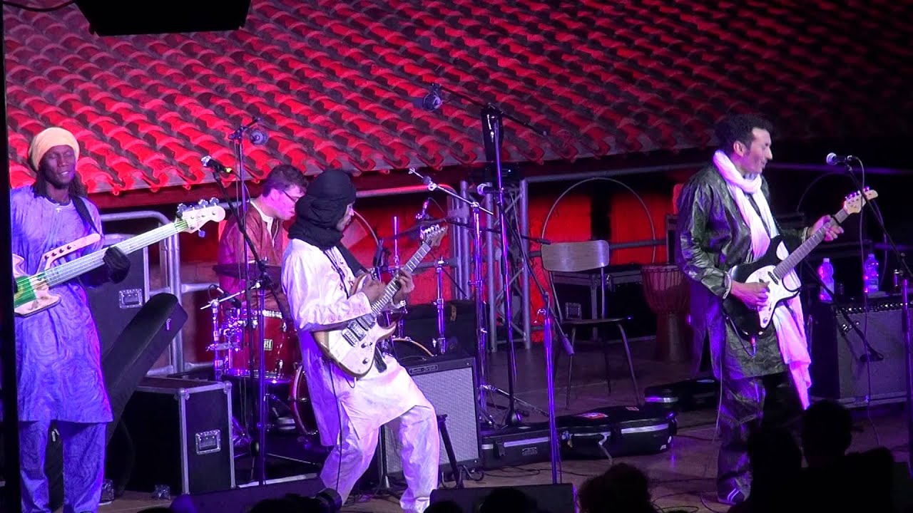 BOMBINO a Mama Blues