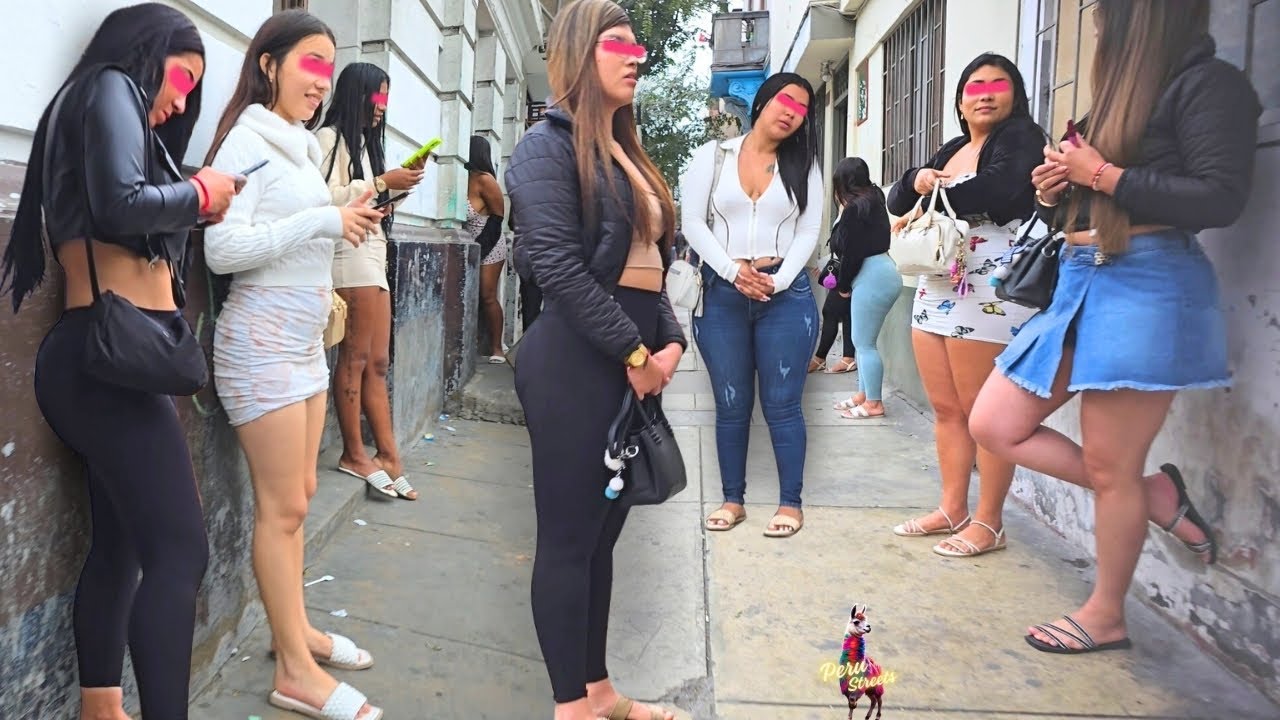 Walking in Peru | Tour Street Zepita - Barrio Turístico