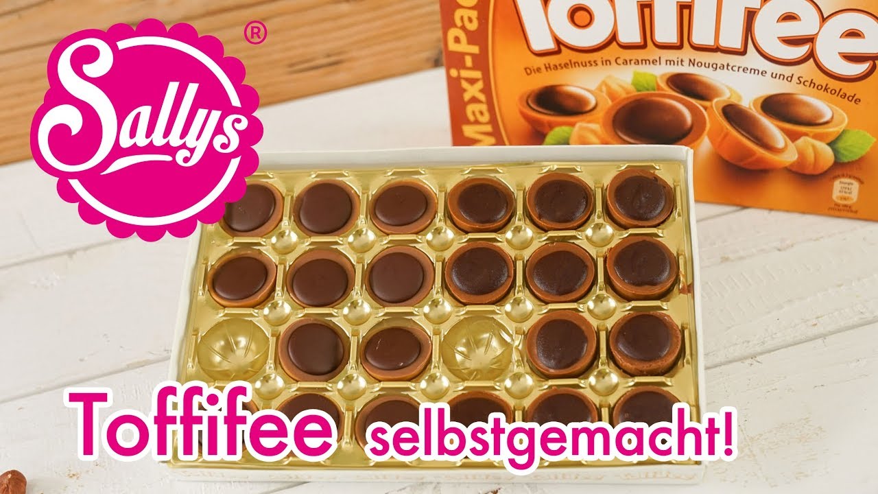 Toffifee selber herstellen / mit Nougat gefüllte Karamellbonbons / nachgemacht / Sallys Welt