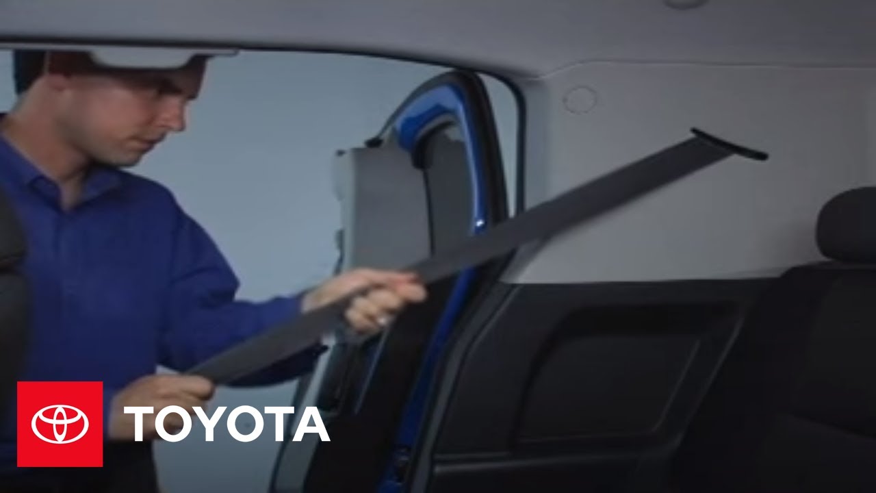 2007 - 2009 FJ Cruiser How-To: Seatbelt Automatic Locking Retractor | Toyota