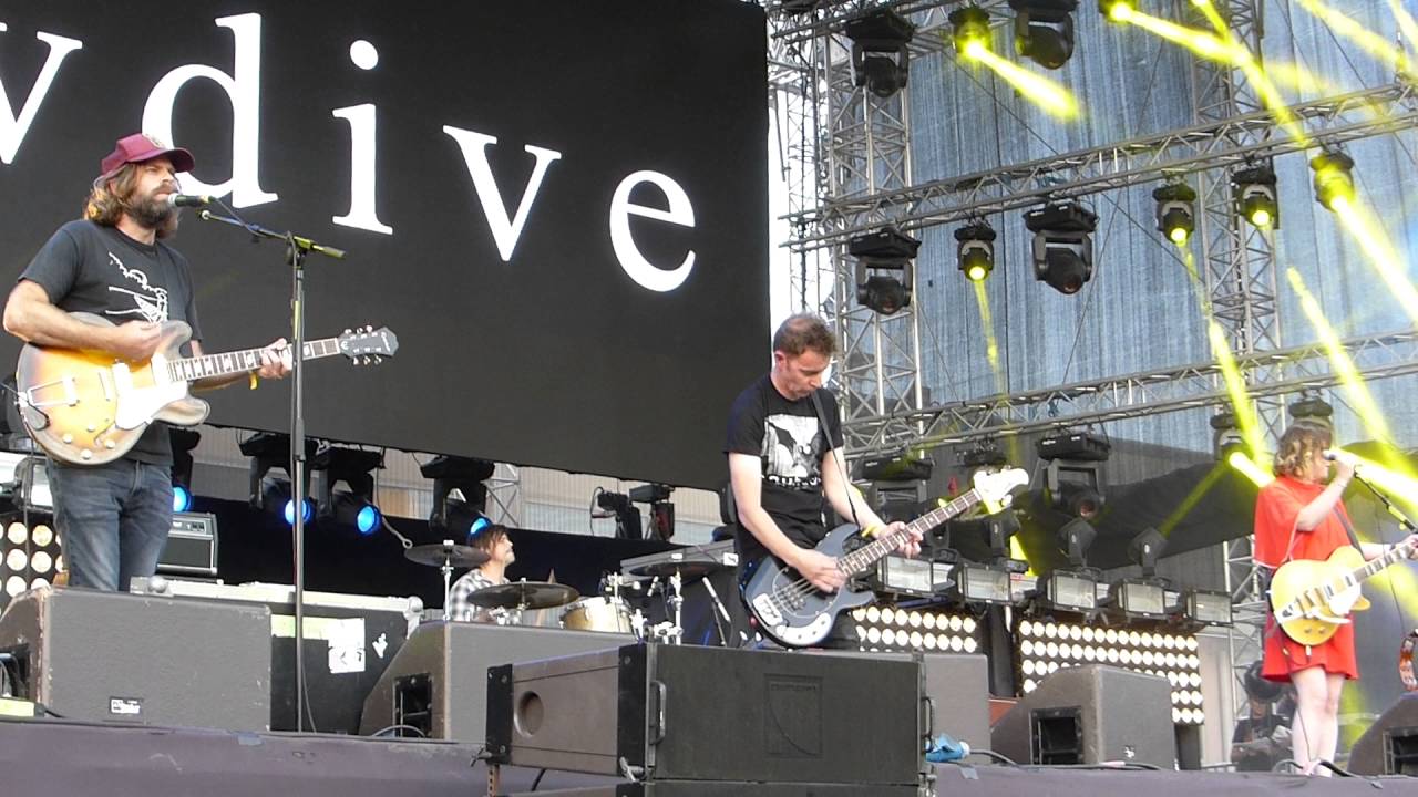 Slowdive - Alison (live @ Release Athens Festival 2016)