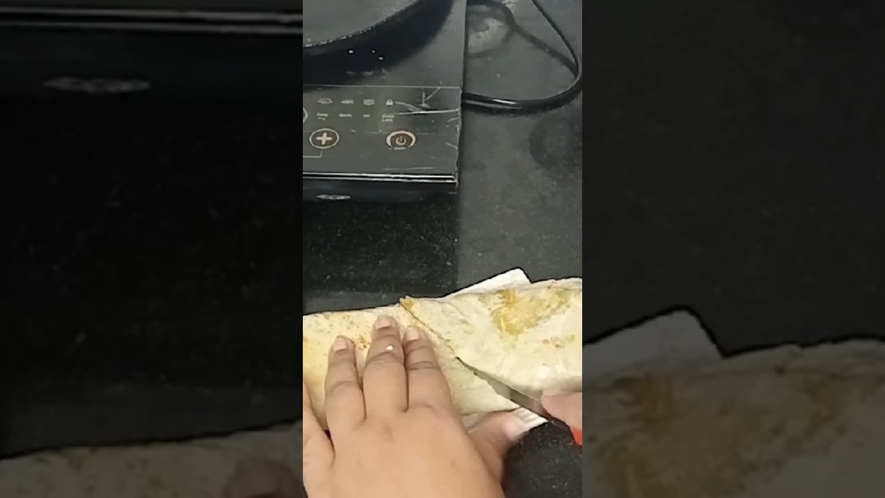 Schezwan Potato Wrap Recipe | चटपटा आलू रोल की आसान विधि 