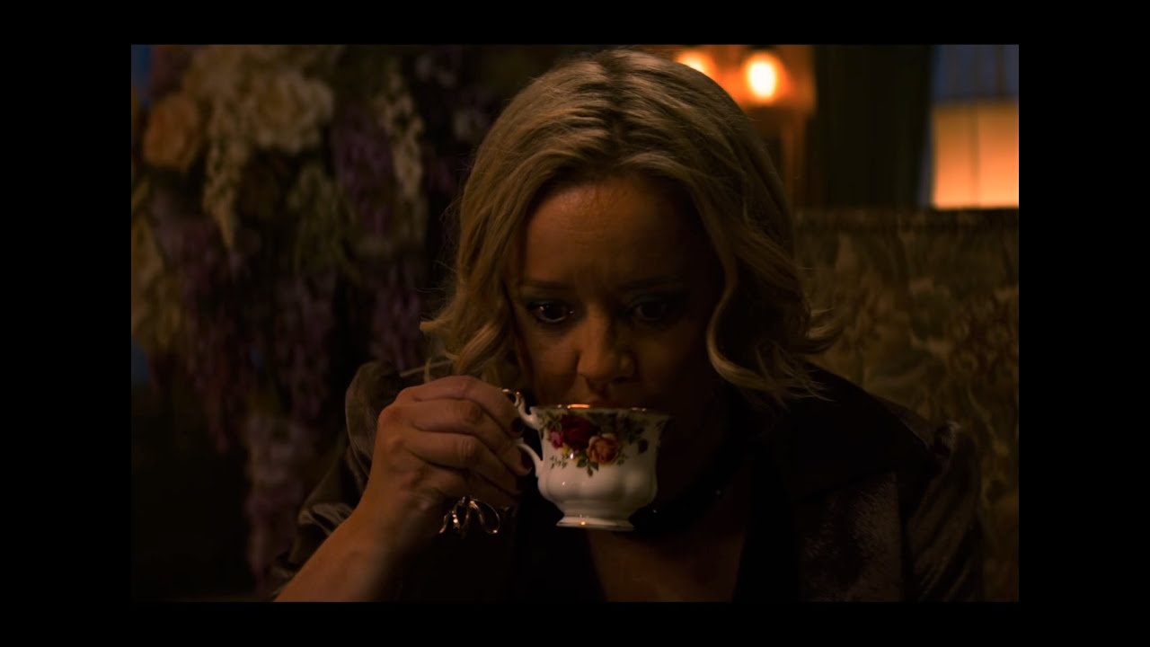 Chilling Adventures Of Sabrina 2x5 || Hilda shuts down hater. || Don't mess with Hilda || Netflix