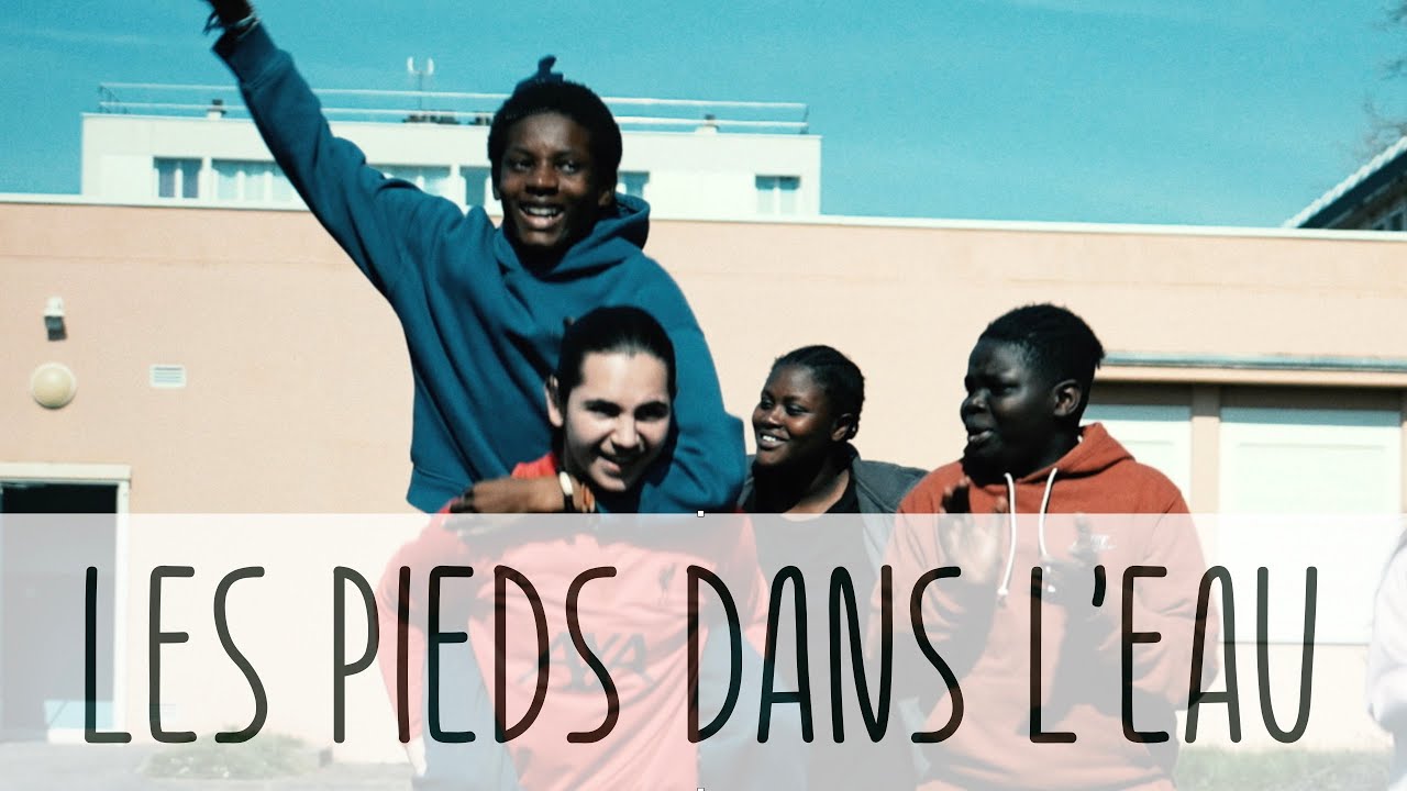 Les Pieds Dans l'Eau