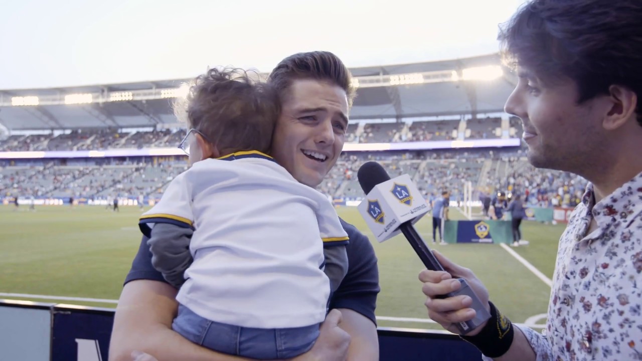 Robbie Rogers and his adorable son return for LA Galaxy #PrideNight