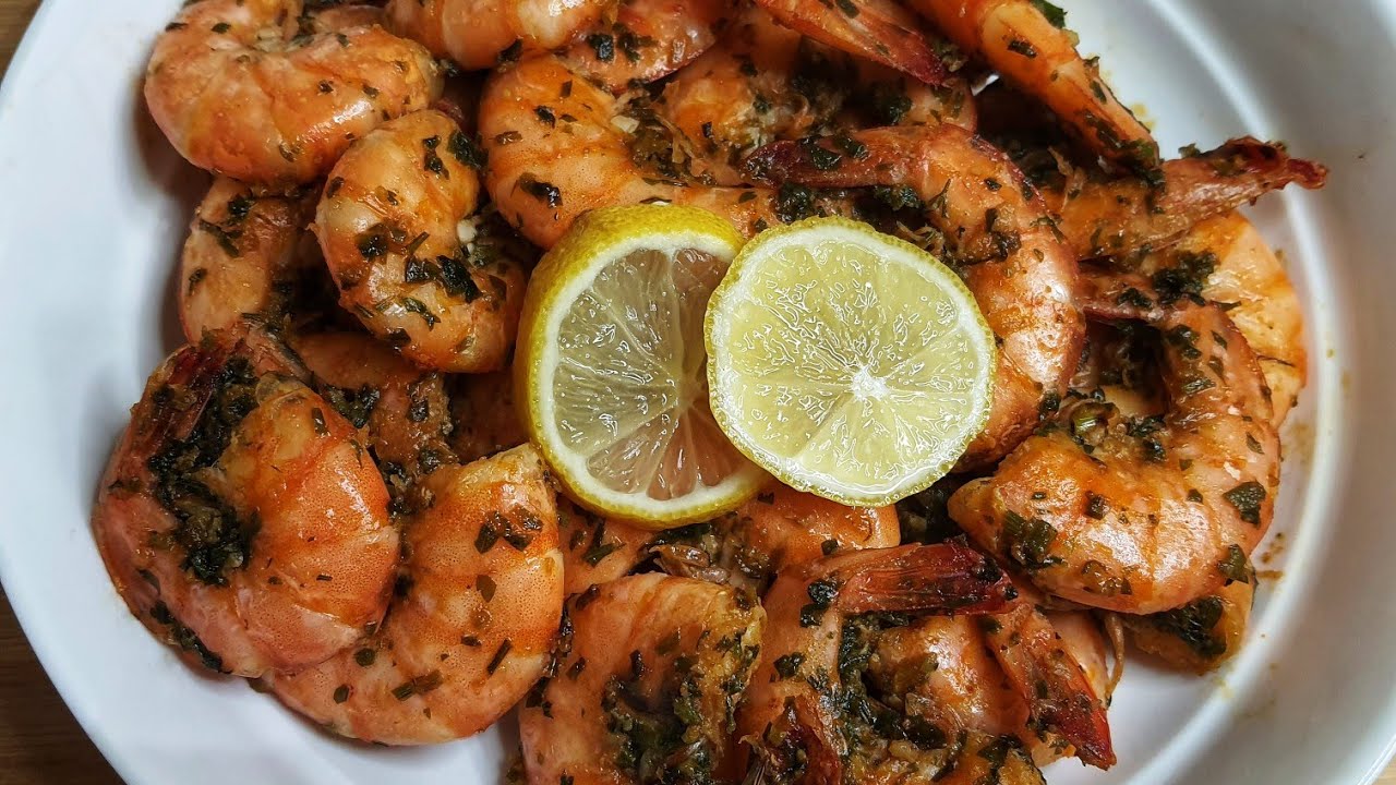 Crevettes sautées كروفيت او قمرون سوتي