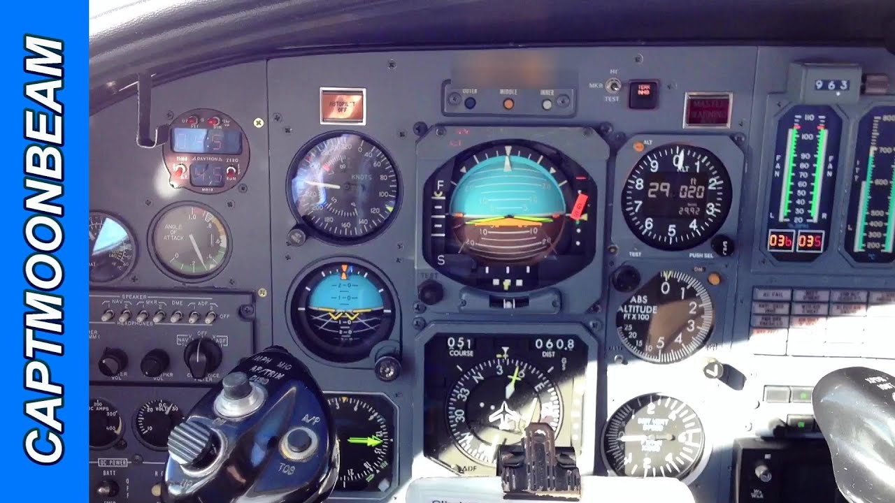 Cessna Citation II landing Fort Wayne, Cockpit View