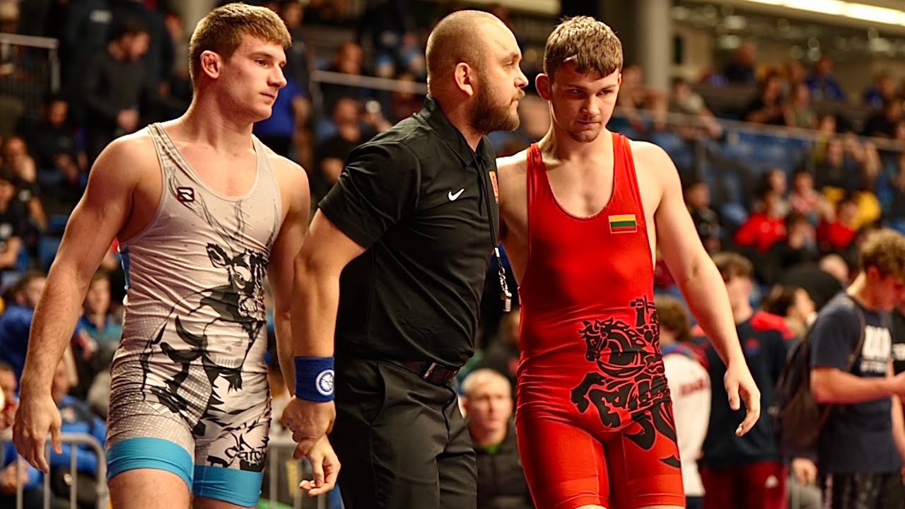 U20 Domnik Zuravliov (LTU) vs Nandor Hajduch (HUN) 79kg. Freestyle men wrestling.