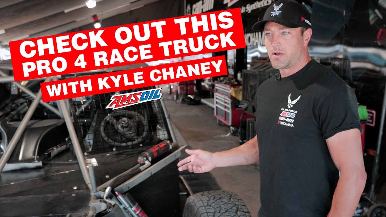 Что делает день подготовки к гонкам Pro 4 Truck Race?