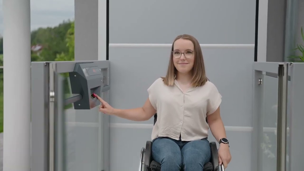 How the Unaporte Wheelchair Lift Works
