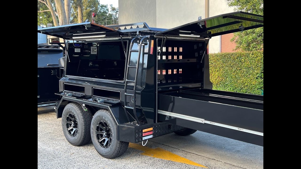 Tradesman Trailer Tanks Premium By OZI4X4