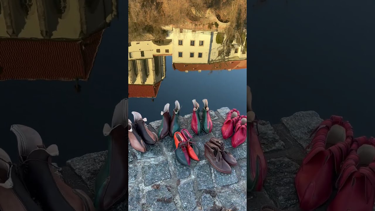 Sattlerei Müller -Historische Schuhe und Stiefel nach Maßanfertigung..Historical shoemaking.