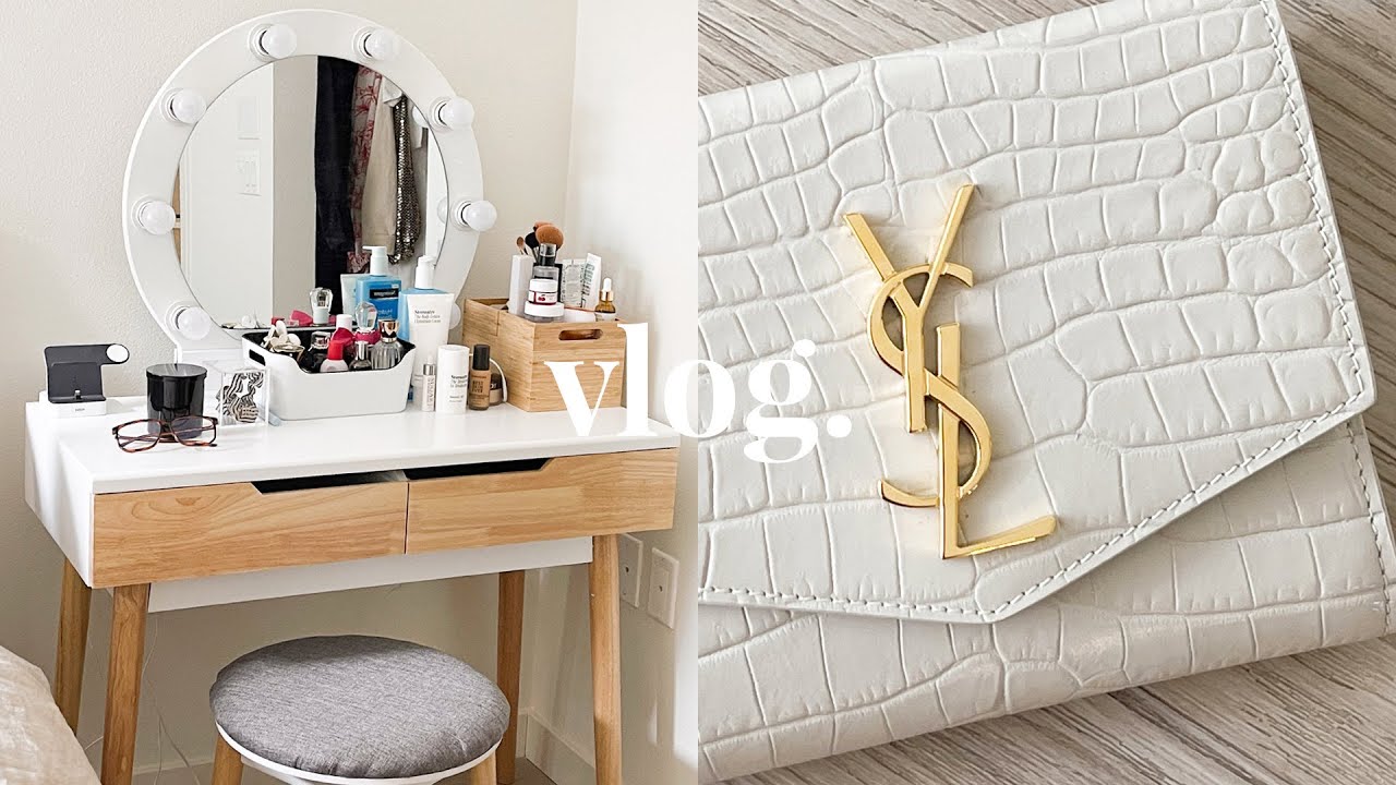 VLOG | New Wallet, New Vanity Table, & Getting Existential lol