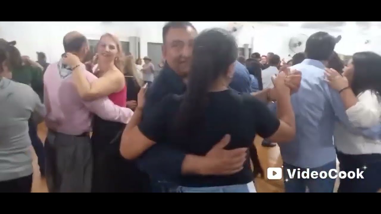 Baile com o Musical Os Perotoni em Chopinzinho Paraná