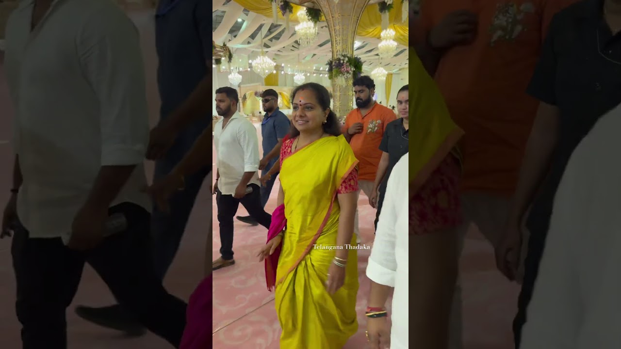 KCR Daughter ￼Kavitha Visited Naren Reddy Weds Mounika Marriage 
