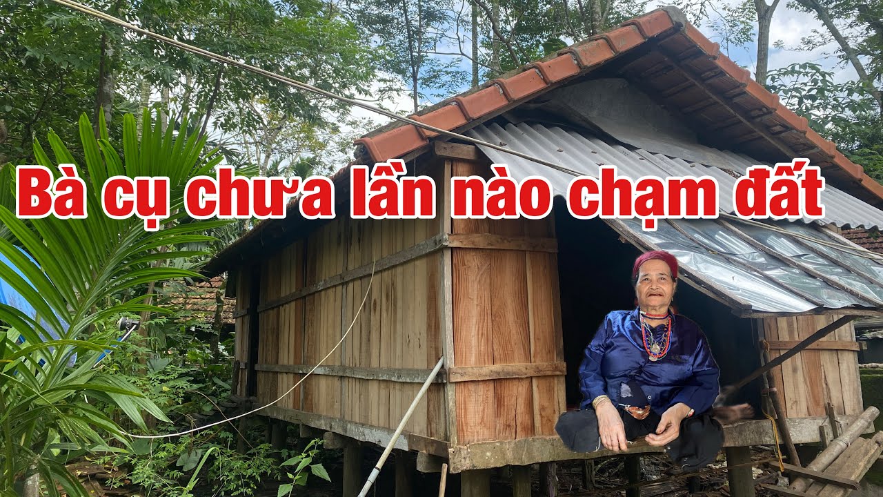Bà Cụ Neo Đơn! Đan Rổ Kiếm Cơm.Không Biết Sau Này Bà Sẽ Ra Sao 