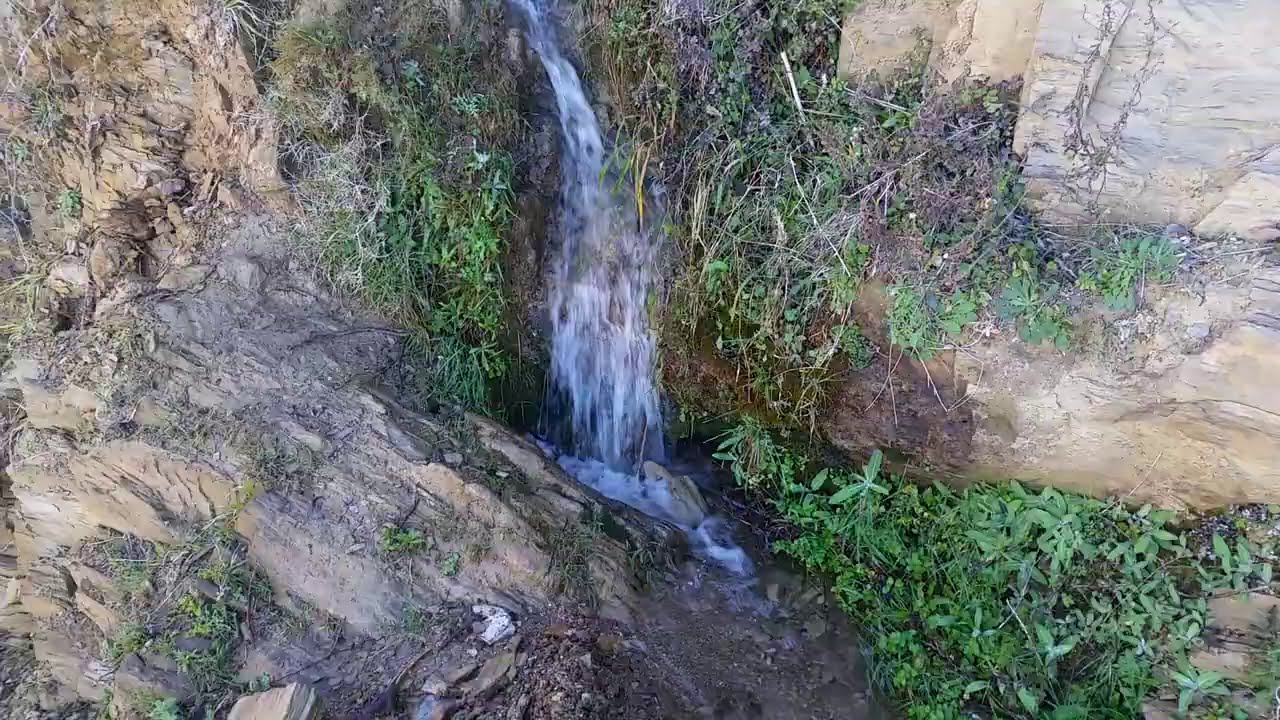 قرية بني بويري بني توزين مياه الينابيع والمناظر الطبيعية الجميلة