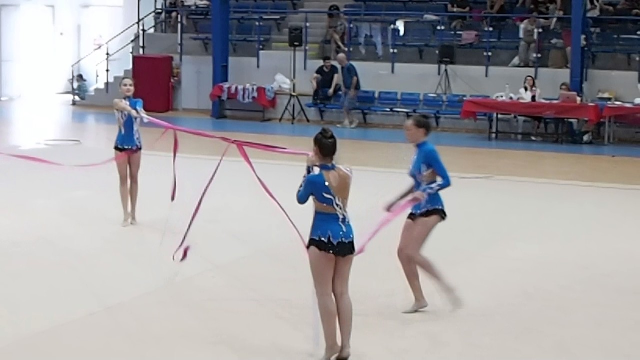 Savyon 02/06/17, group, ribbon