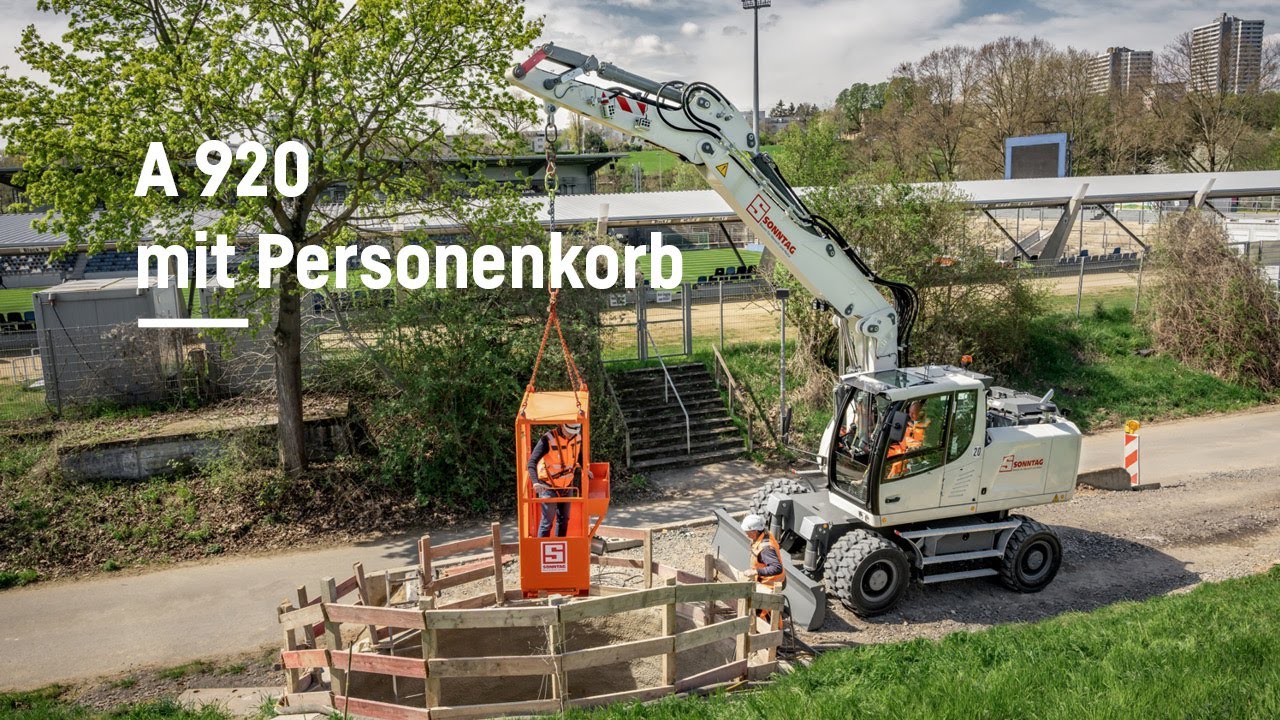 Liebherr - Effizient im Rohrvortrieb mit Liebherr-Mobilbagger A 920 Litronic und Personenkorb
